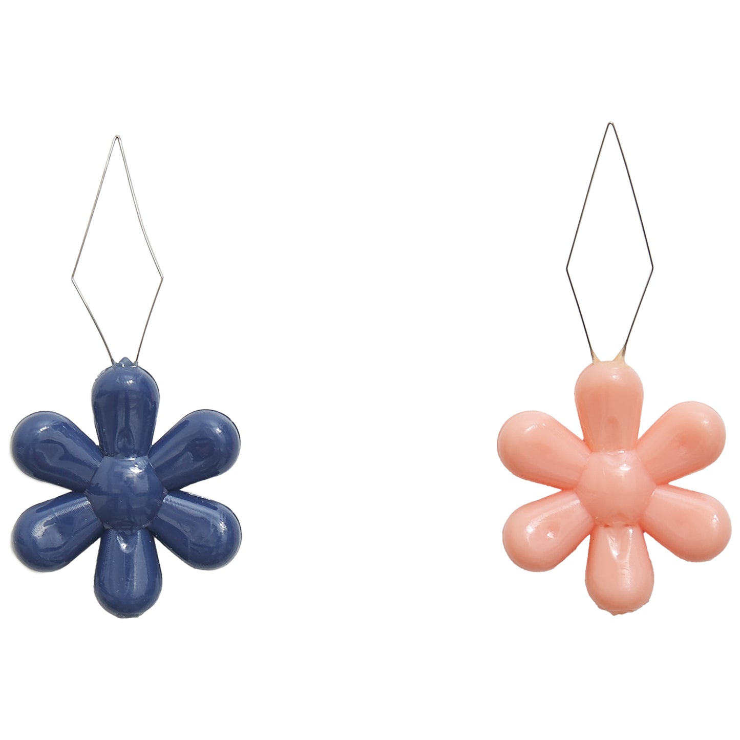 Woodblock Inspired: Needle Threaders: Flower: 2 Pieces